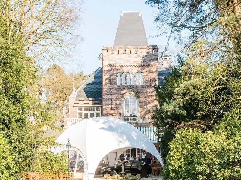 Ceremonieopstelling in Kasteel Kerckebosch, officiële trouwlocatie Zeist nabij Utrecht